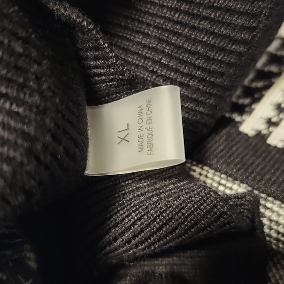 NWOT T Tahari  Houndstooth Black-White Sweater Mock Neck Long Sleeve Size XL - Picture 6 of 6
